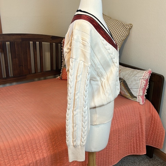 Vintage 80s Escada Wool Cable Knit Sweater with Red Sequin V Neck size 38 or M/L - Picture 5 of 16